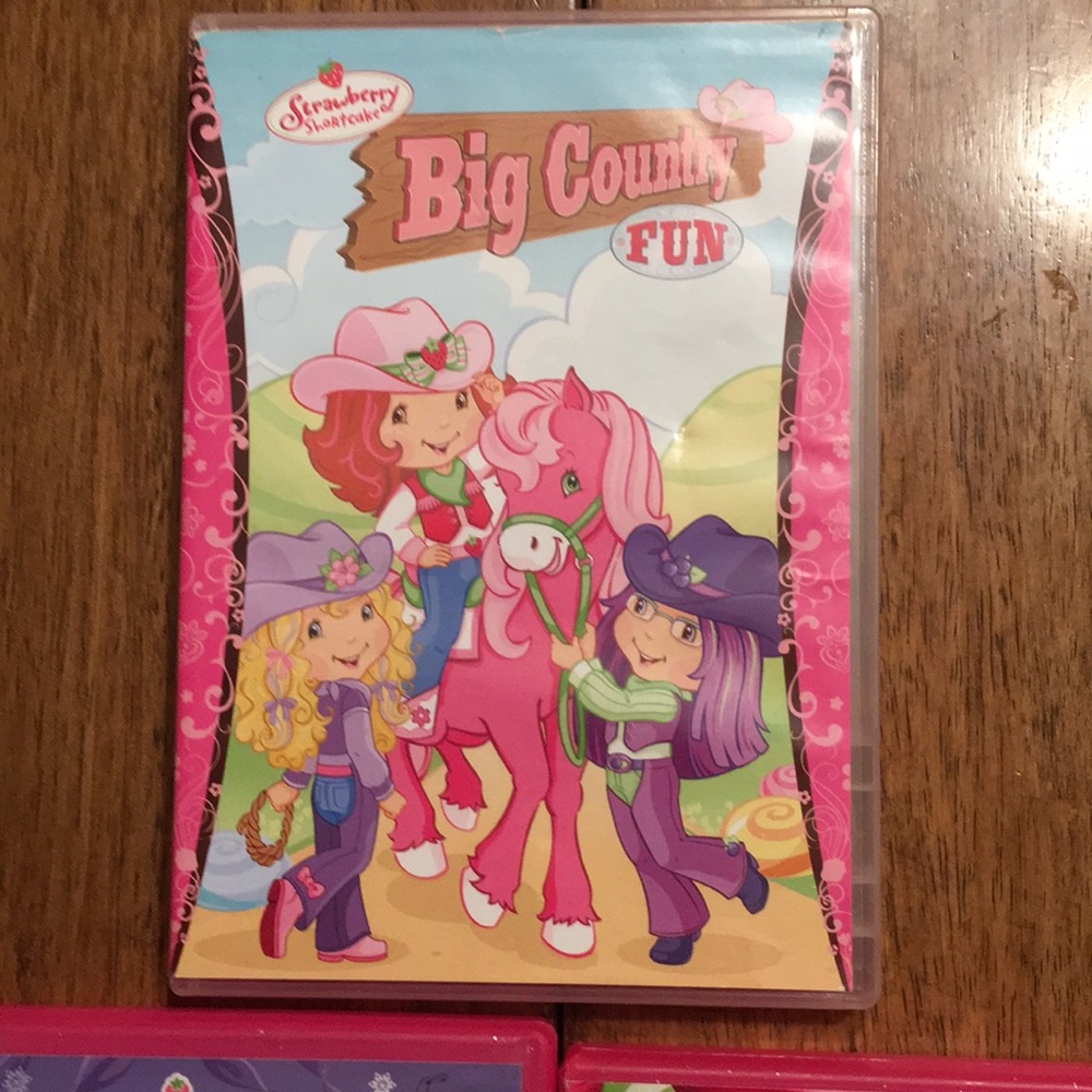 Children’s DVDs Bundle - Picture 2 of 4